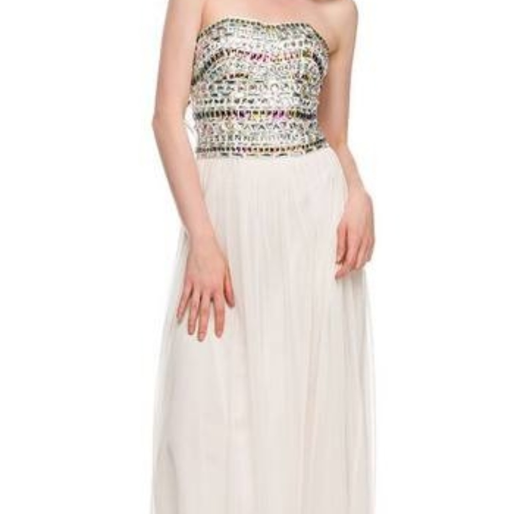 NEW! Beautiful Strapless Long Evening Dress